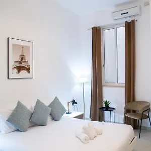 Center By Arcobnb Appartement