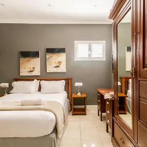 millwood-apartment.hotels-capetown.com/